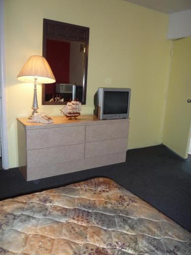 Carideon Motel