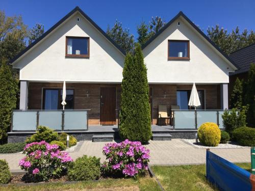 Domki Letniskowe Sloneczny Ogród – Wladyslawowo, NY