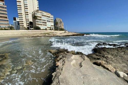 Tu hogar en Calpe a 30 metros de la PLAYA!!!
