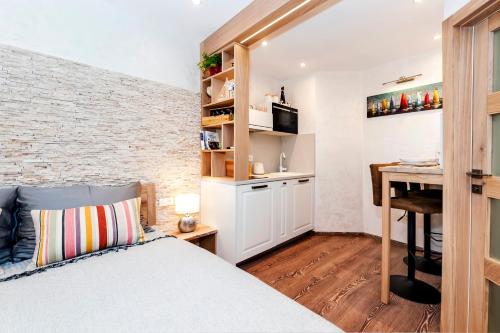 Ground Floor Gem (city centre) 3