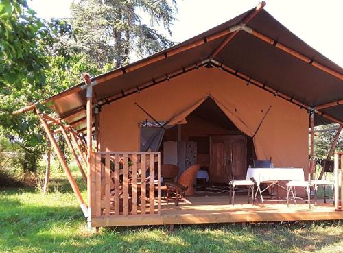 Le Lodge de Loge & Broc - Camping - La Possonnière