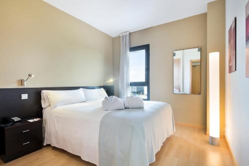 Tryp Madrid Airport Suites