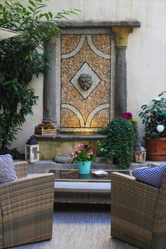  Il Cortile di Elisa & our flats in Lucca
