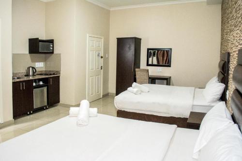 Bayside Hotel & Self Catering 110 West Street in Durban City Center