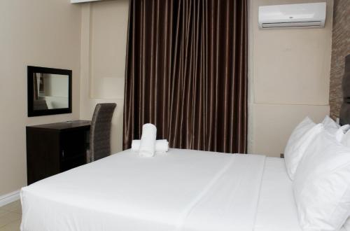 Bayside Hotel & Self Catering 110 West Street in Durban City Center
