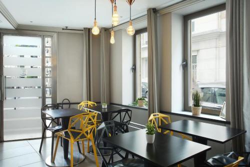 Hotel Eiffel Capitol - image 6