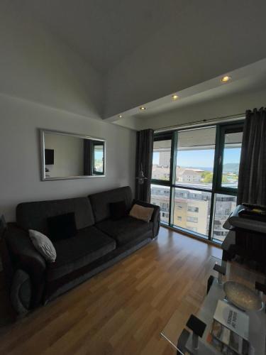 Ocean Crescent Plymouth city centre penthouse level over 25's only