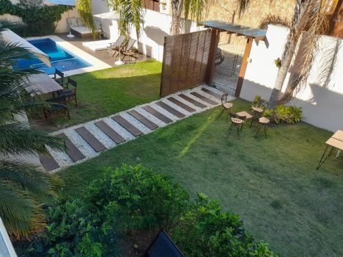 Double Room with Balcony image 6