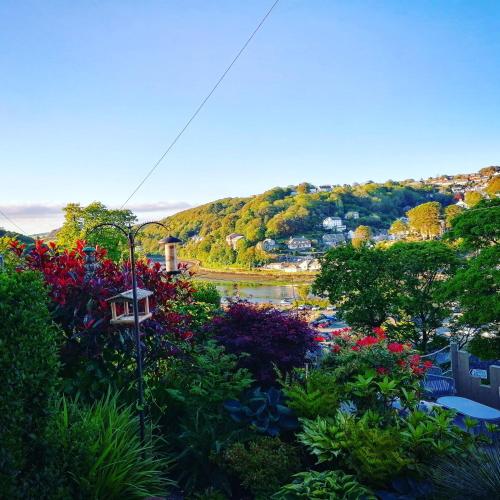 Schooner Point Guest House, , Cornwall