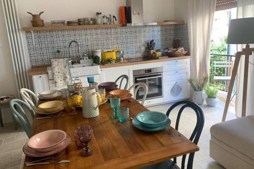 Mediterranean Luxurious Apartment