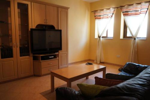 Private room in Shared apartment close to University of Malta & Mater Dei