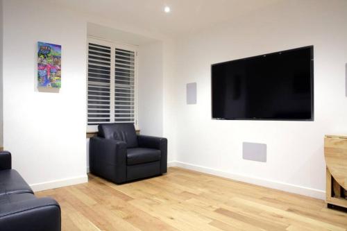Turtle Apartment, Edinburgh (photo 6)
