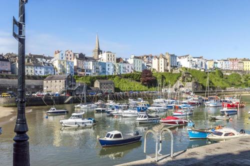 Picture of North Beach Heights - 3 Bedroom Penthouse - Tenby