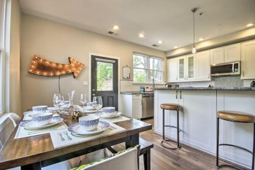 Modern D C Retreat with Private Outdoor Space! in Washington, USA