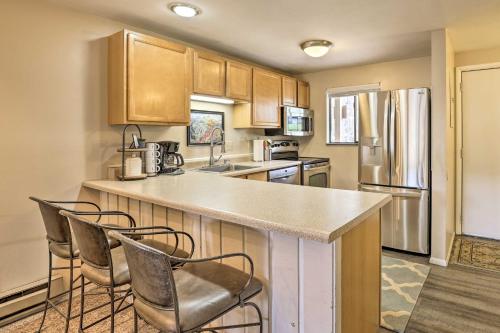 Convenient Winter Park Condo with Pool and Hot Tubs! in Winter Park, USA