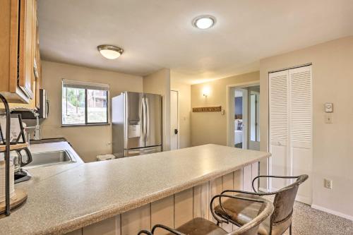 Convenient Winter Park Condo with Pool and Hot Tubs! in Winter Park, USA