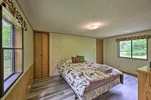 Secluded Woodsy Cabin Hike, Fish, Hunt and ATV! in Arkdale, USA