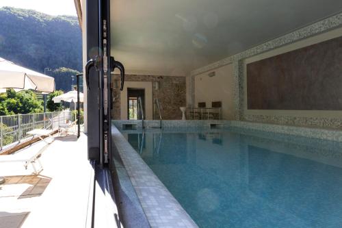 Peldbaseins, Agriturismo Cornali in Fabbriche di Vallico