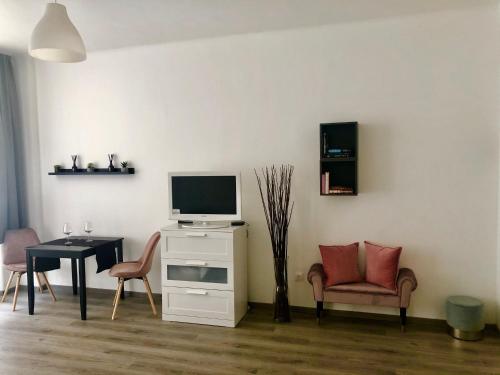 JA 12 Apartment - image 9