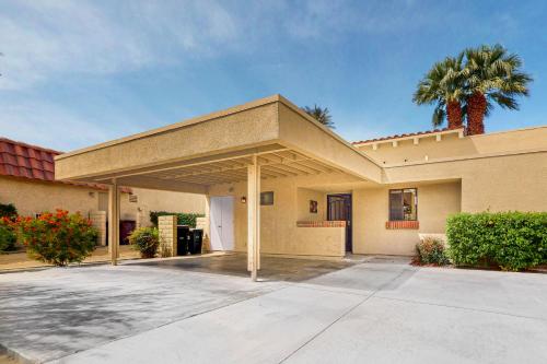 Resorter Retreat Permit# STR2023-0221 in Palm Desert, USA