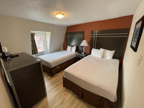 Wildwood Inn - image 5