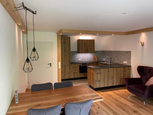 Neurenovierte Ferienwohnung Franzl in Holzkirchen, Deutschland