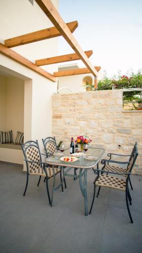 Kastro Apartments - image 4