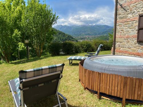  Cottage House Il Palazzetto, Ferienwohnung in Castelnuovo di Garfagnana