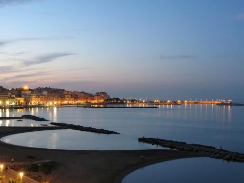 Stanza Hotelpension Lungomare, Unterkunft in Crotone