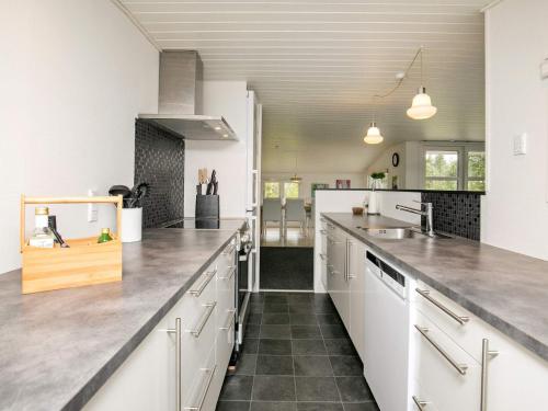 Two-Bedroom Holiday home in Blåvand 23