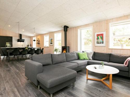 Five-Bedroom Holiday home in Blåvand 30 - main image