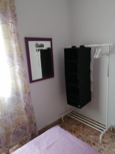 Alcaravaneras Hostel - image 2