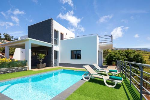 Casa Protea com piscina privada by Madeira Sun Travel gîte à louer Pico do Remal