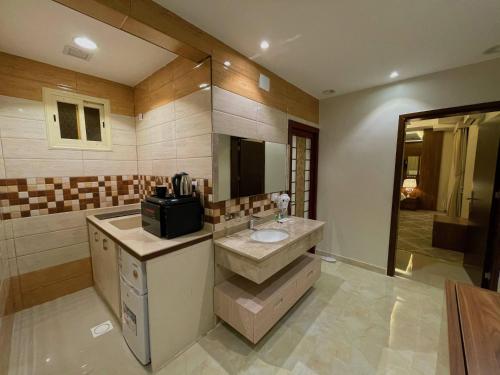 Quartz Executive Quartz Executive