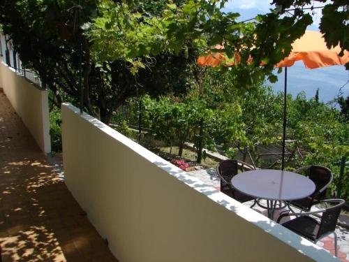 Apartments by the sea Marusici, Omis - 8632