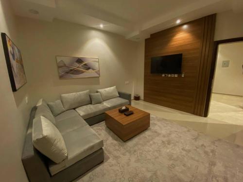 Quartz Executive Quartz Executive