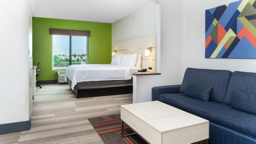 Holiday Inn Express-International Drive, an IHG Hotel