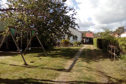 Maison 145 m2 pour 9 personnes avec jardin clos gîte à louer Apremont