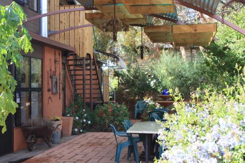 Hotham Ridge Estate in Wandering