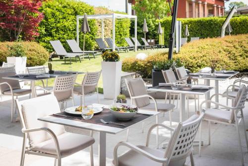 Enjoy Garda Hotel - image 2