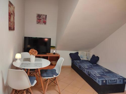 Apartments and Rooms Irena - image 5