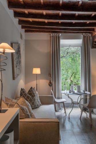 GombitHotel - image 4
