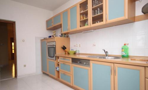 Apartment in Kali with sea view, terrace, air conditioning, WiFi (4230-3), Kali (fotografie 10)