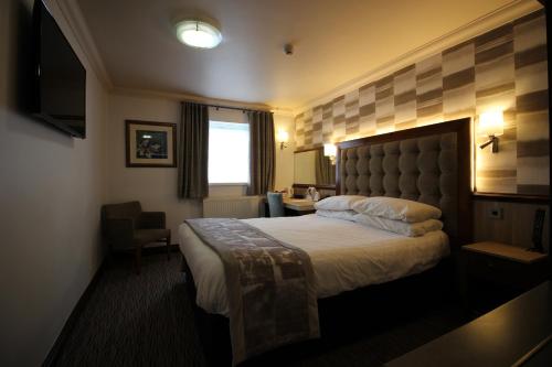 Best Western Plus Pastures Hotel