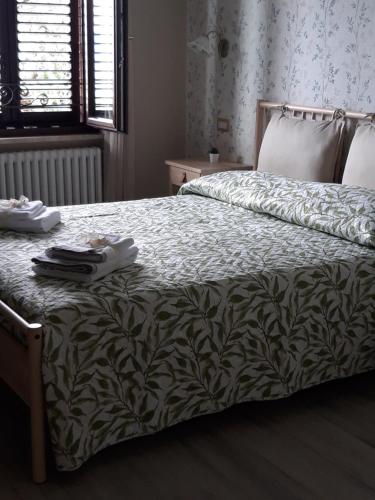 Queen Room image 10
