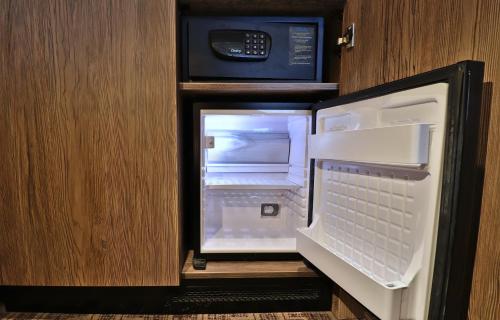 Standard Triple Room image 6