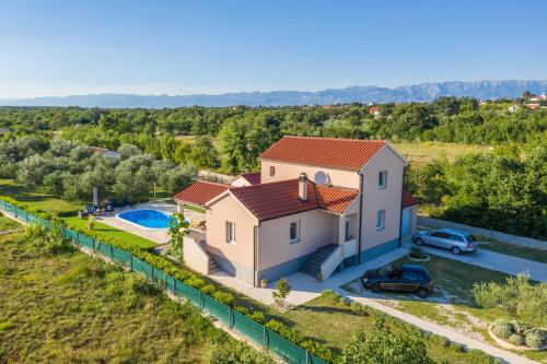 Holiday home with pool Josipa - image 12
