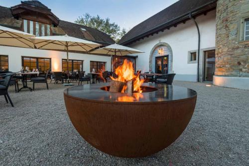 ทัศนียภาพภายนอกโรงแรม, Chateau Salavaux in เลดียาบล์เรร์