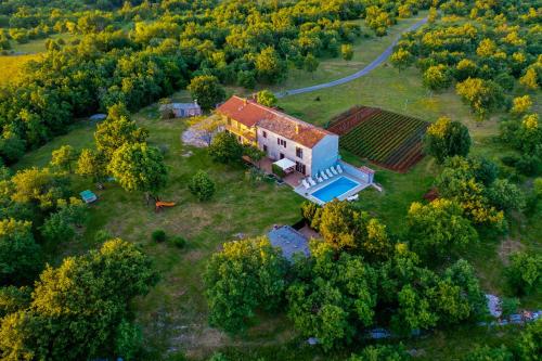 House Gracijela, village Bulići