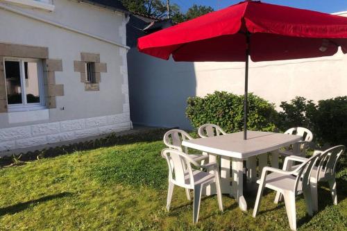 Charmante maison bretonne rénovée avec jardin clos WIFI